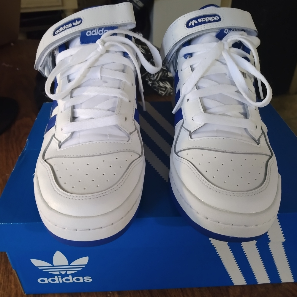Men's size 10 Adidas forums